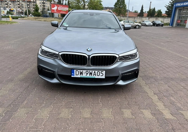 BMW Seria 5 cena 154520 przebieg: 136384, rok produkcji 2017 z Wrocław małe 254